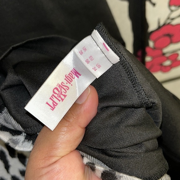 NWT Magi Sculpt slimming dress in plus size 24 - Picture 8 of 11